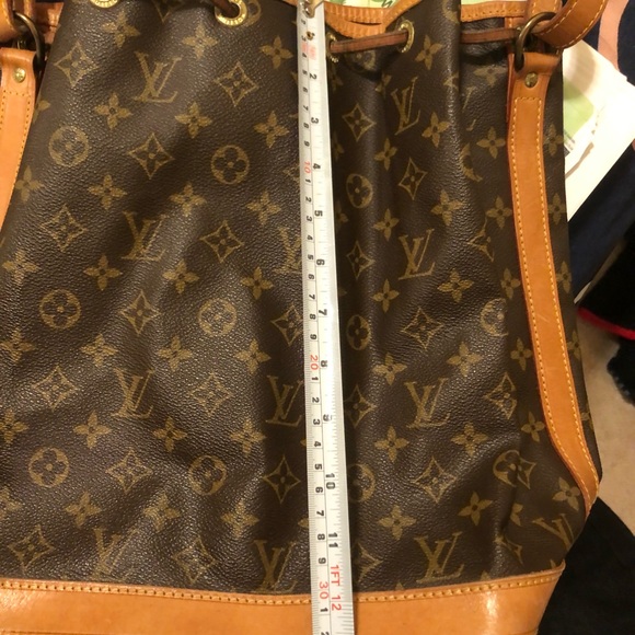 Authentic Vintage Louis Vuitton Noe Tote! - Picture 12 of 14